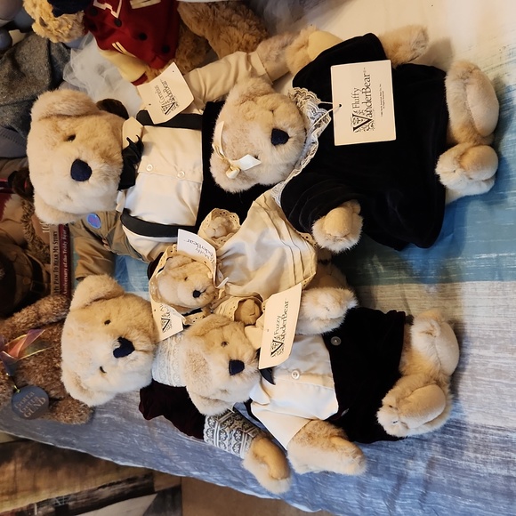 Vanderbear Family including All 5 Bears - Picture 1 of 6